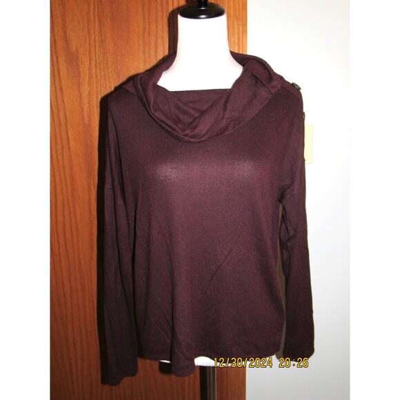 Scoop Neck Maroon Long Sleeve Shirt - Size Small - Picture 1 of 6